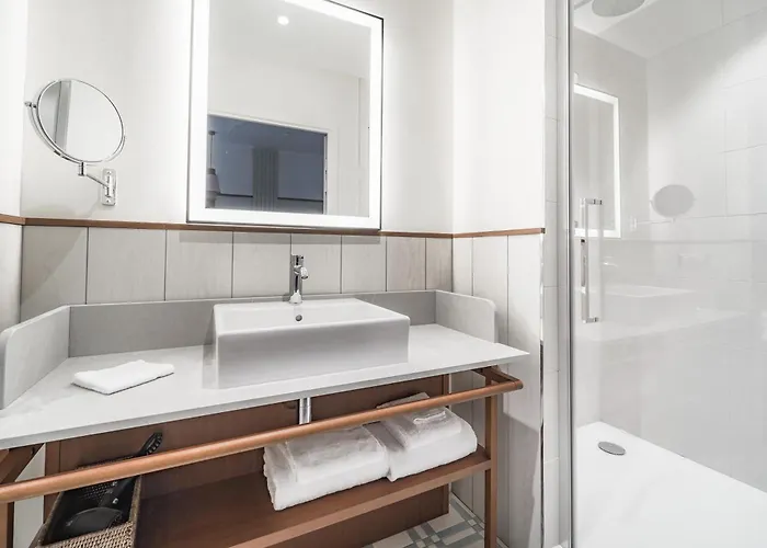 Arthus-bertrand Hotel 4*